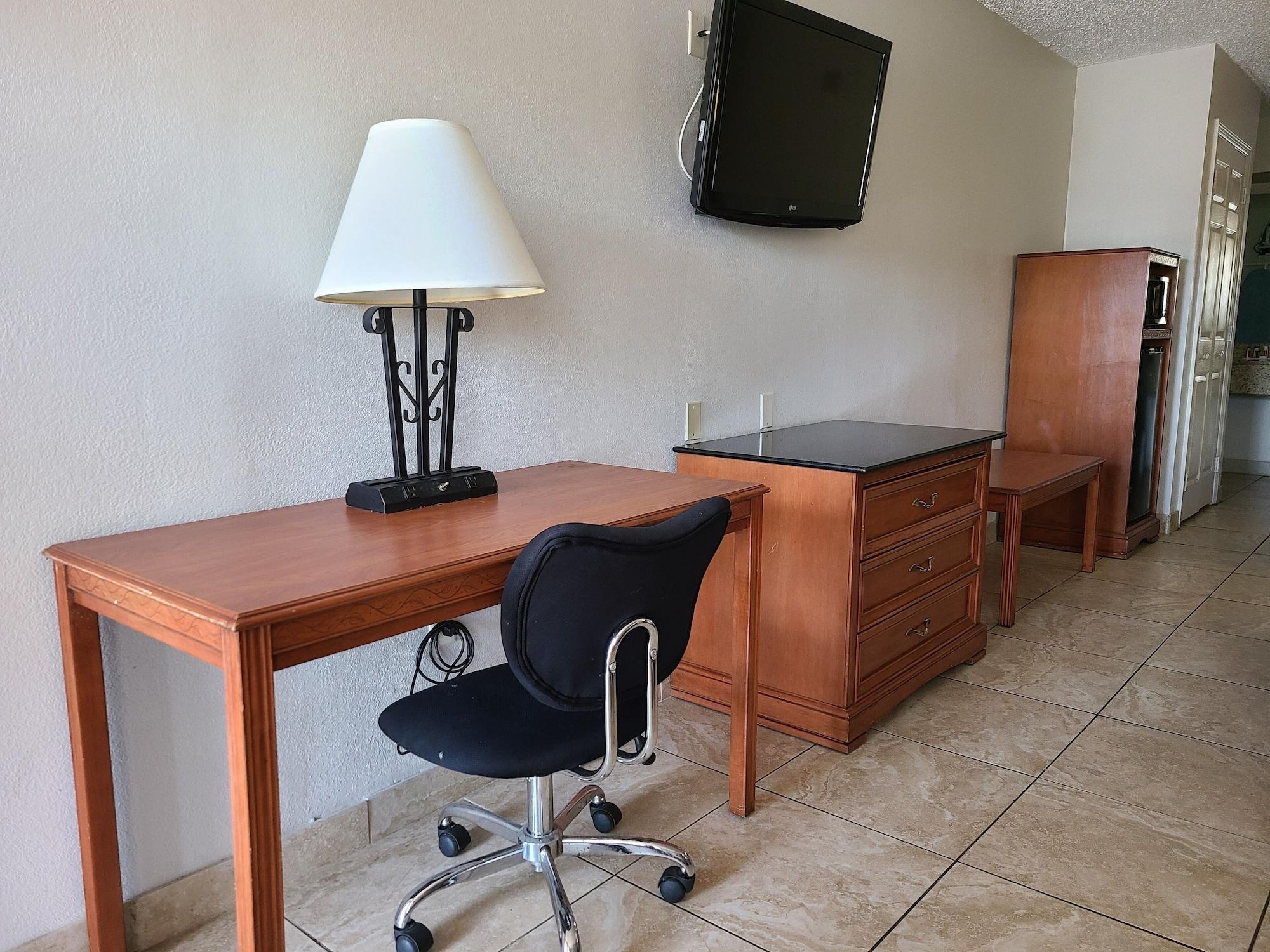 Quality Inn & Suites Orlando East - Ucf Area Alafaya Eksteriør billede