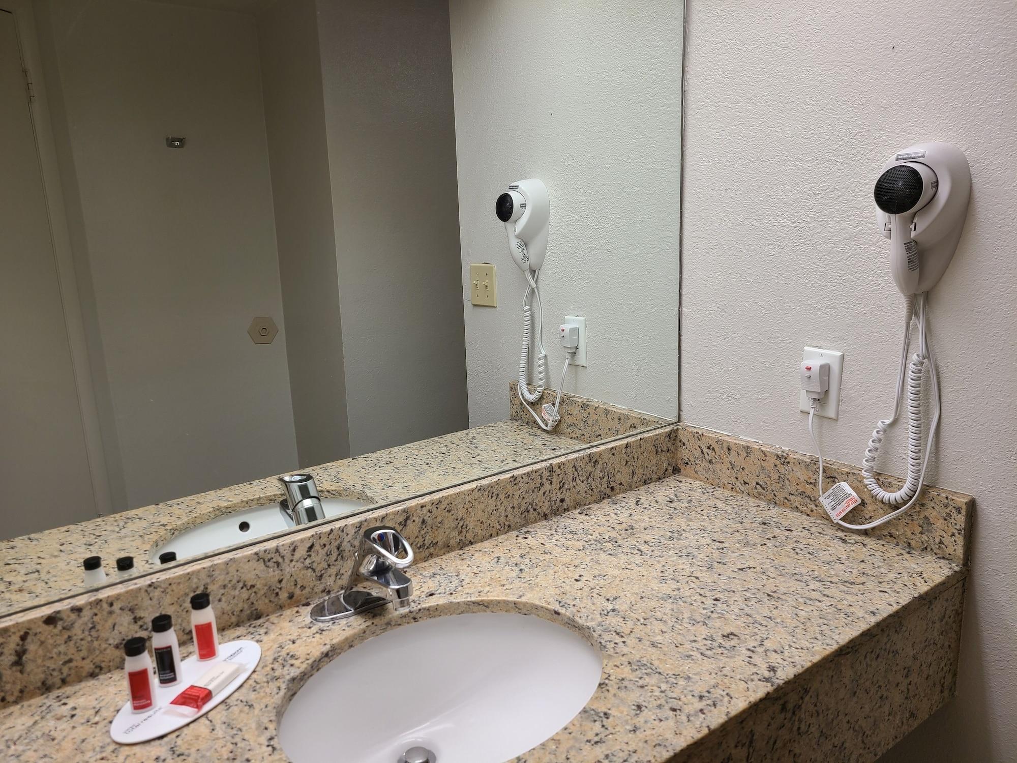 Quality Inn & Suites Orlando East - Ucf Area Alafaya Eksteriør billede
