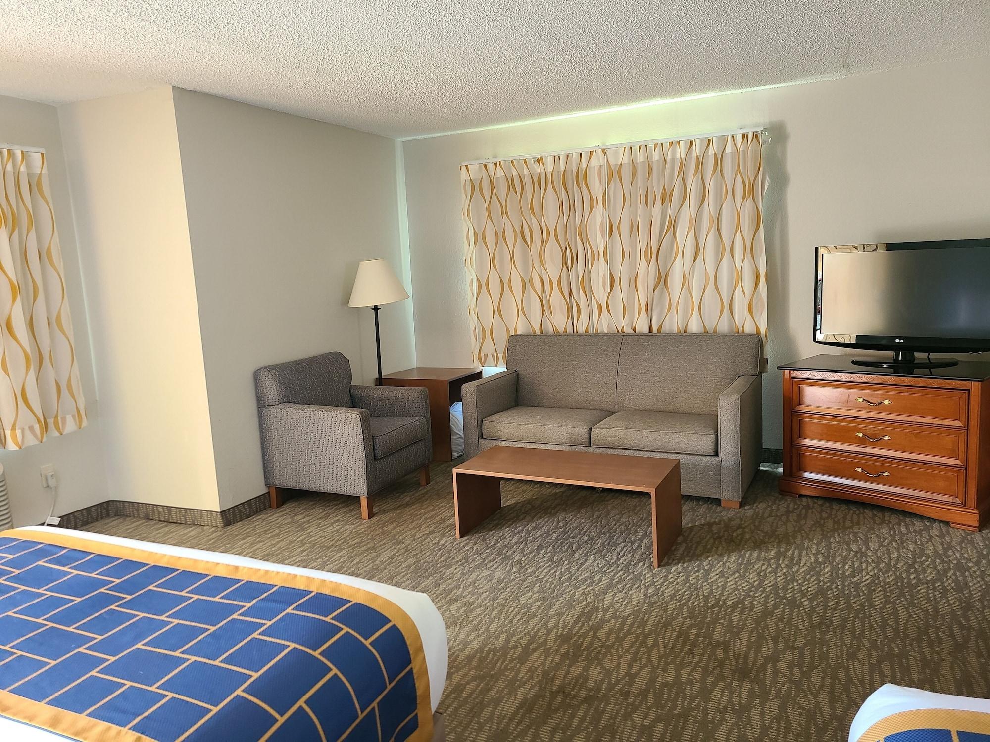 Quality Inn & Suites Orlando East - Ucf Area Alafaya Eksteriør billede