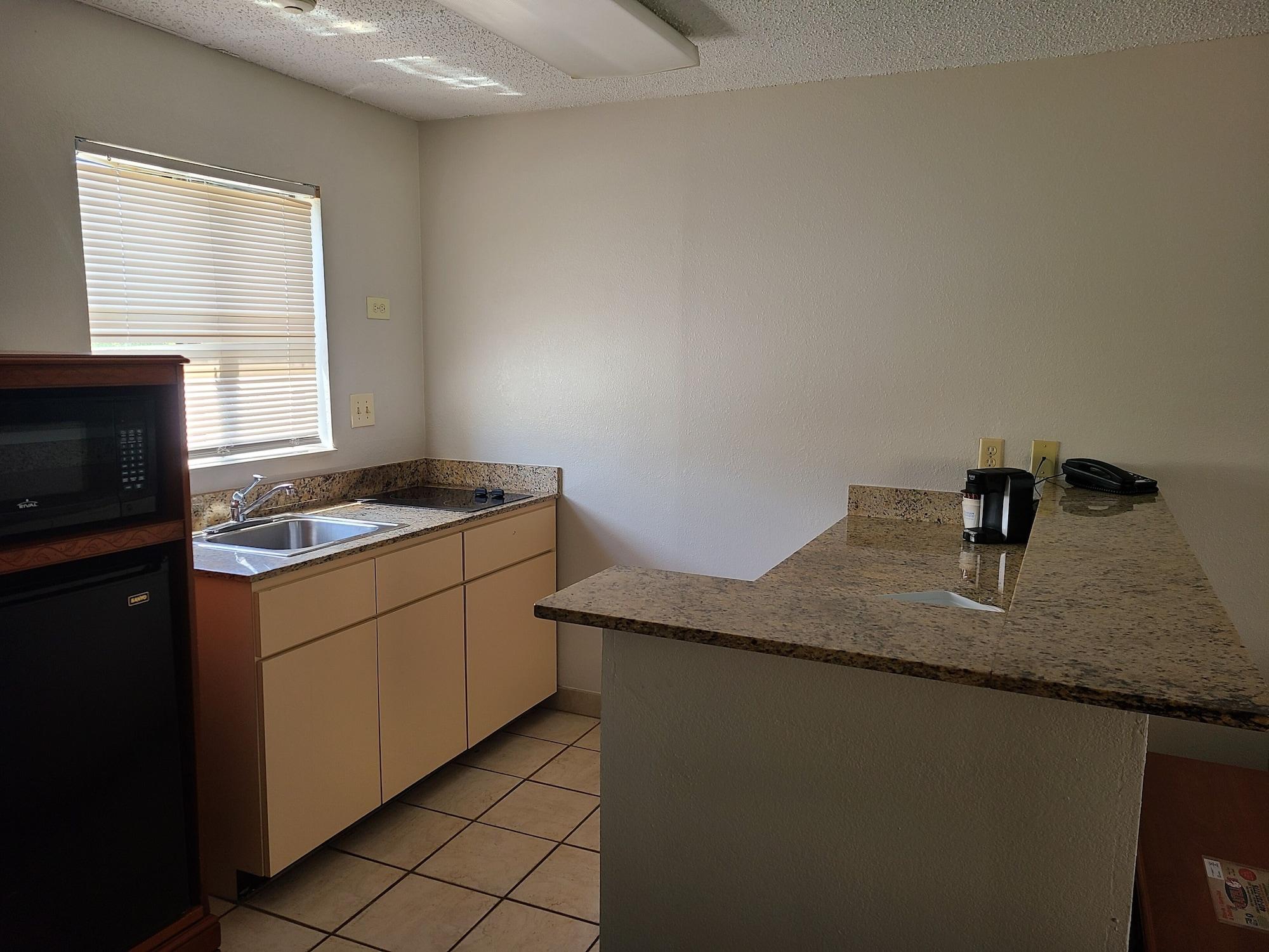 Quality Inn & Suites Orlando East - Ucf Area Alafaya Eksteriør billede
