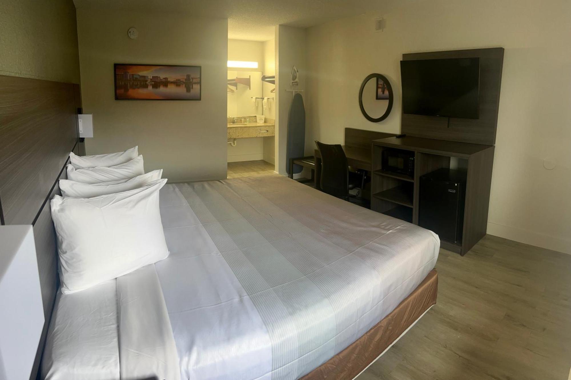 Quality Inn & Suites Orlando East - Ucf Area Alafaya Eksteriør billede